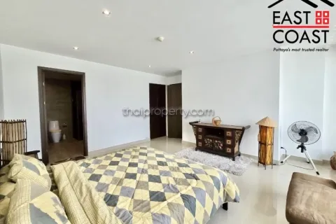 Condominio de 2 dormitorios en Jomtien Beach, Pattaya, Tailandia № 213588 - foto 14
