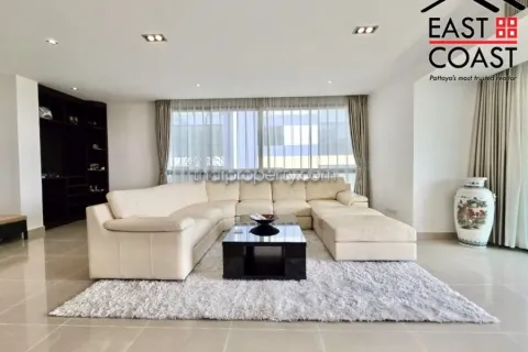 Condominio de 2 dormitorios en Jomtien Beach, Pattaya, Tailandia № 213588 - foto 4