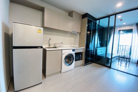 Studio in the Condo in Chatuchak, Bangkok, Thailand  № 169489 - photo 2