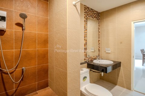 Casa de 3 dormitorios en Bang Lamung, Tailandia № 233713 - foto 13