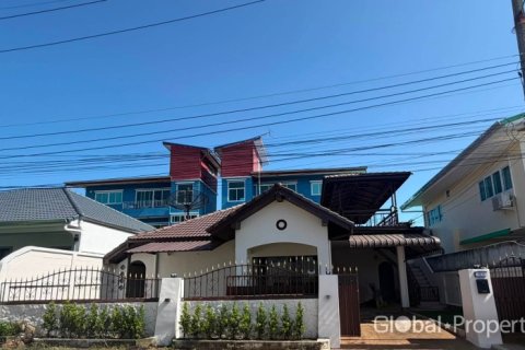 House in Pattaya, Thailand 3 bedrooms № 209812