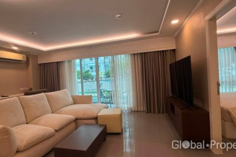 Condo in Pattaya, Thailand, 2 bedrooms  № 209811 - photo 7