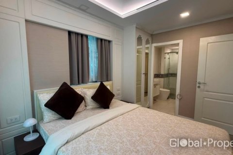 Condo in Pattaya, Thailand, 2 bedrooms  № 209811 - photo 2