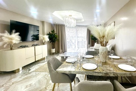 Apartment in Pattaya, Thailand 2 bedrooms № 209816