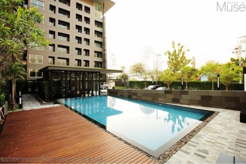 Studio in the Condo in Khlong Toei, Bangkok, Thailand  № 172099 - photo 8