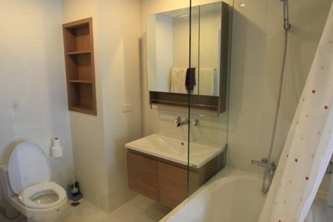 Studio in the Condo in Khlong Toei, Bangkok, Thailand  № 172099 - photo 7