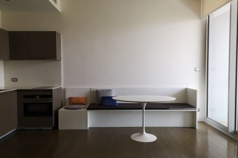 Studio in the Condo in Pathum Wan, Bangkok, Thailand  № 172095 - photo 2