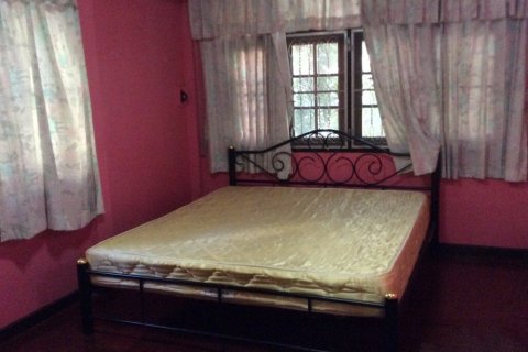 House in Pattaya, Thailand 3 bedrooms № 172097 - photo 11