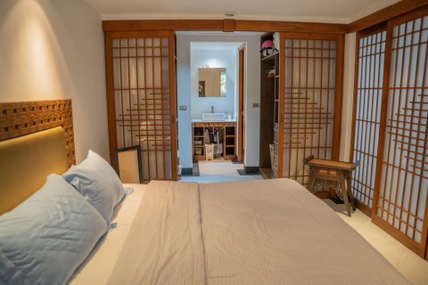 Studio dans le Condo à Phuket, Thaïlande  № 171572 - photo 24