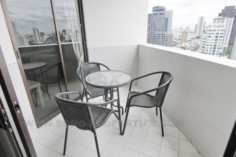 Condo in Bangkok, Thailand, 3 bedrooms  № 144149 - photo 23