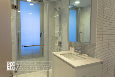 Кондоминиум с 2 спальнями в Бангкоке, Таиланд № 144148 - фото 3