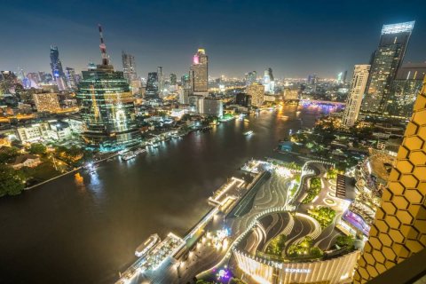 Condo in Bangkok, Thailand, 3 bedrooms  № 180914