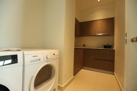 Condo in Bangkok, Thailand, 3 bedrooms  № 180914 - photo 18