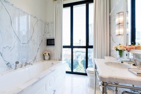 Condo in Bangkok, Thailand, 2 bedrooms  № 180916 - photo 14
