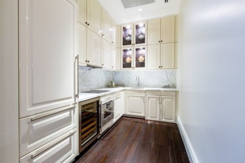 Condo in Bangkok, Thailand, 2 bedrooms  № 180916 - photo 7