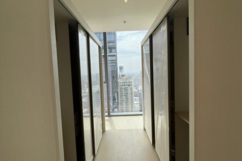 Penthouse in Bangkok, Thailand 3 bedrooms № 180918 - photo 17