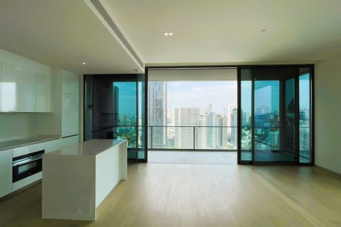 Penthouse in Bangkok, Thailand 3 bedrooms № 180918 - photo 9