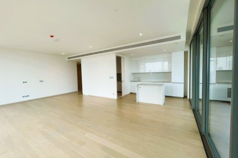Penthouse in Bangkok, Thailand 3 bedrooms № 180918 - photo 14