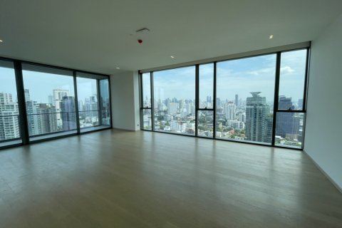 Penthouse in Bangkok, Thailand 3 bedrooms № 180918 - photo 3