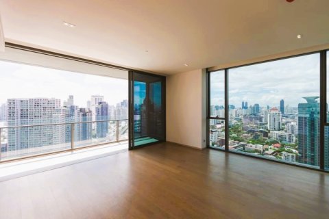 Penthouse in Bangkok, Thailand 3 bedrooms № 180918 - photo 10