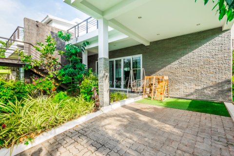 House in Sattahip, Thailand 4 bedrooms № 162416 - photo 27