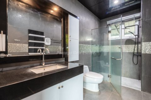 House in Sattahip, Thailand 4 bedrooms № 162416 - photo 23