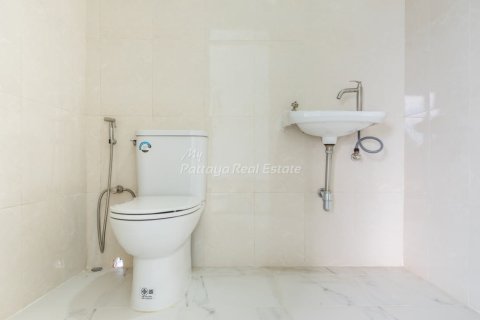 House in Sattahip, Thailand 4 bedrooms № 162416 - photo 7