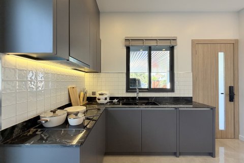 Villa in Pattaya, Thailand 3 bedrooms № 162355 - photo 11