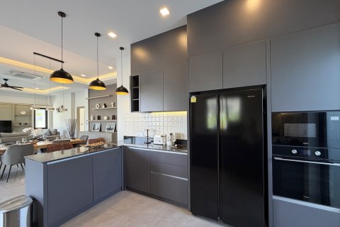 Вилла в Паттайе, Таиланд с 3 спальнями  № 162355 - фото 12