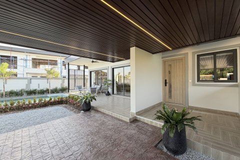 Villa in Pattaya, Thailand 3 bedrooms № 162355 - photo 23