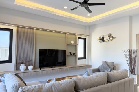 Villa in Pattaya, Thailand 3 bedrooms № 162355 - photo 10