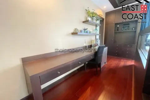 Casa de 4 dormitorios en Pattaya, Tailandia № 212777 - foto 30