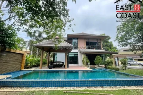 Maison à Pattaya, Thaïlande 4 chambres № 212777
