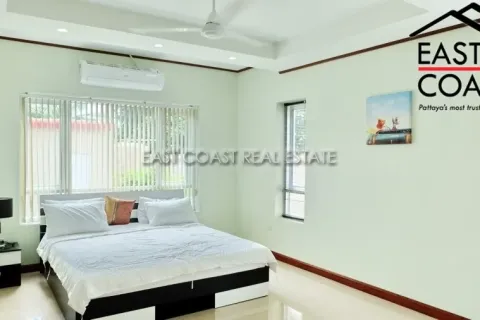 Casa de 5 dormitorios en Pattaya, Tailandia № 212775 - foto 19