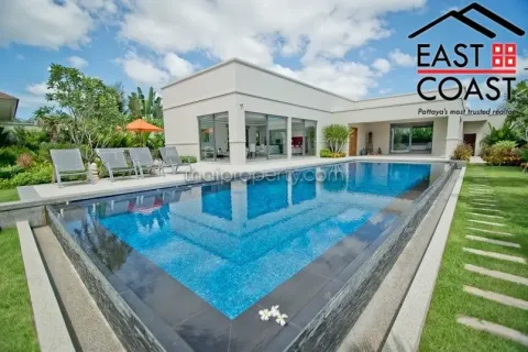 Maison à Pattaya, Thaïlande 4 chambres № 212773