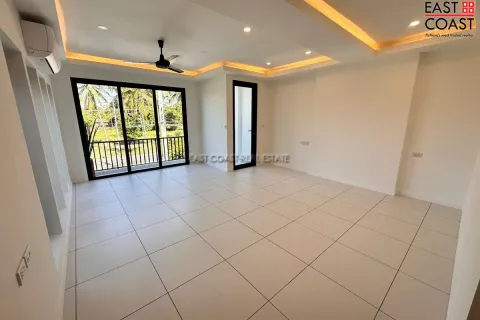 Casa de 3 dormitorios en Pattaya, Tailandia № 212779 - foto 13