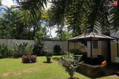 Casa de 5 dormitorios en Pattaya, Tailandia № 212778 - foto 13