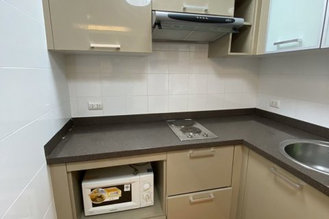 Студия в кондо в Клонг Тоэй, Бангкок, Таиланд № 140011 - фото 9