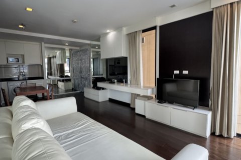 Studio in the Condo in Pathum Wan, Bangkok, Thailand № 139939 - photo 1