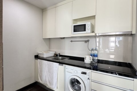 Studio in the Condo in Pathum Wan, Bangkok, Thailand № 139939 - photo 3