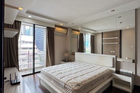 Studio in the Condo in Pathum Wan, Bangkok, Thailand № 139939 - photo 4