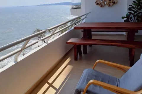 Condo in Hua Hin, Thailand, 2 bedrooms № 139941 - photo 6