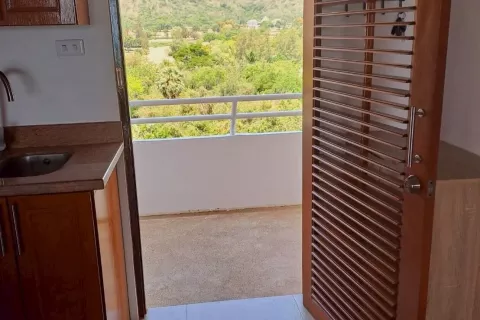 Condo in Hua Hin, Thailand, 2 bedrooms № 139941 - photo 11