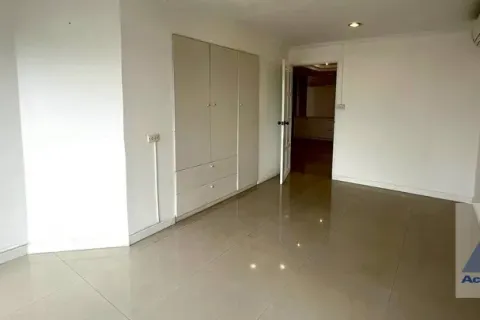 Condo in Watthana, Bangkok, Thailand, 2 bedrooms № 214508 - photo 9