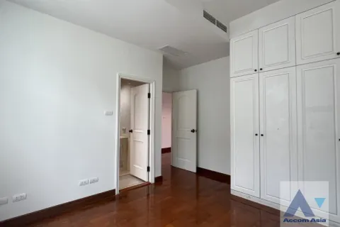 Condominio de 3 dormitorios en Sathon, Bangkok, Tailandia № 214507 - foto 9