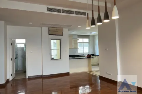 Condominio de 3 dormitorios en Sathon, Bangkok, Tailandia № 214507 - foto 4