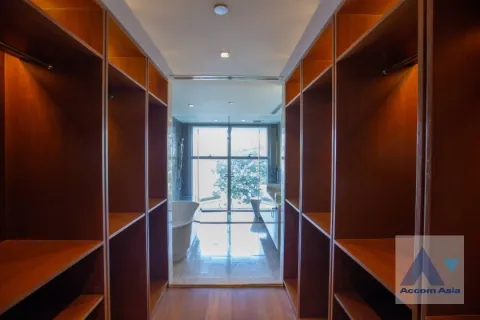 Condominio de 4 dormitorios en Yan Nawa, Bangkok, Tailandia № 214511 - foto 11