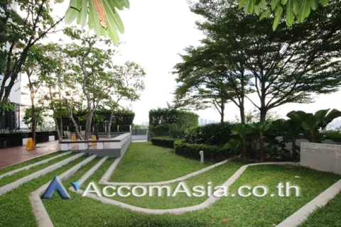 Condominio de 4 dormitorios en Yan Nawa, Bangkok, Tailandia № 214511 - foto 25