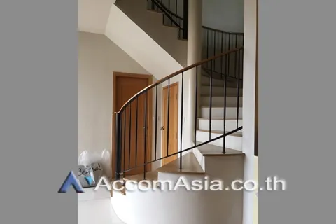 Dúplex de 2 dormitorios en Khlong Toei, Bangkok, Tailandia № 214512 - foto 7