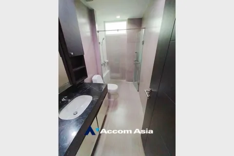 Condo in Watthana, Bangkok, Thailand, 2 bedrooms  № 214509 - photo 10